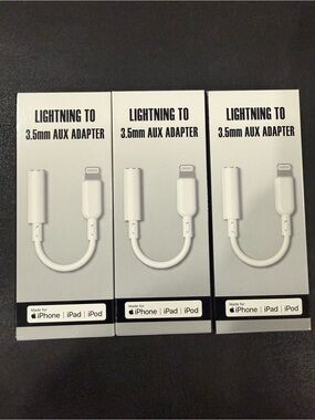 Lightning to 3.5mm Aux Adapter - White
